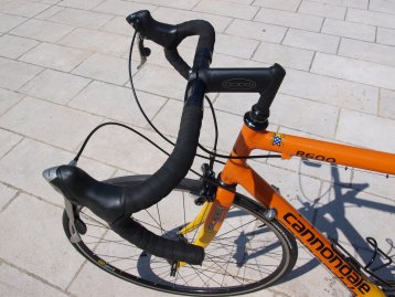 Cannondale R600